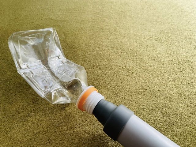 ダイソー ペチャンコポンプ 使い方は簡単