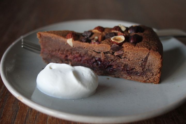 甘酸っぱいラズベリーや赤すぐりのジャムがよいアクセントに