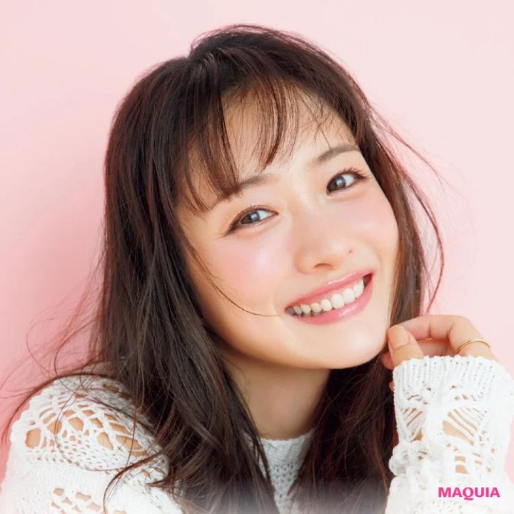 【石原さとみさんインタビュー】「夫婦でお茶をする時、普段は塗らないリップを塗ってみることがある」メイクの力を再認識！_9