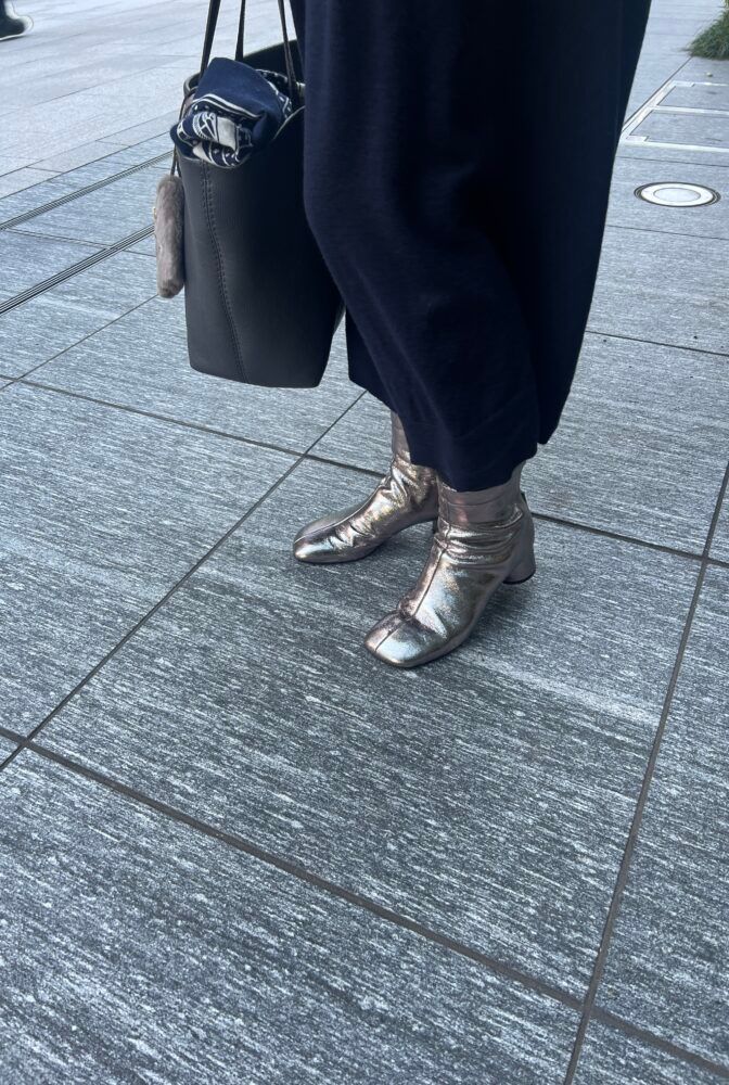 近藤和子さん_シルバーブーツ