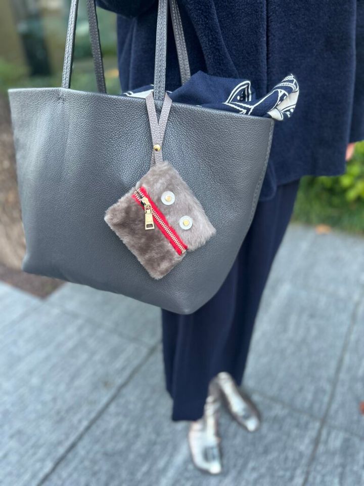 近藤和子さん_バッグ_チャーム_ストール