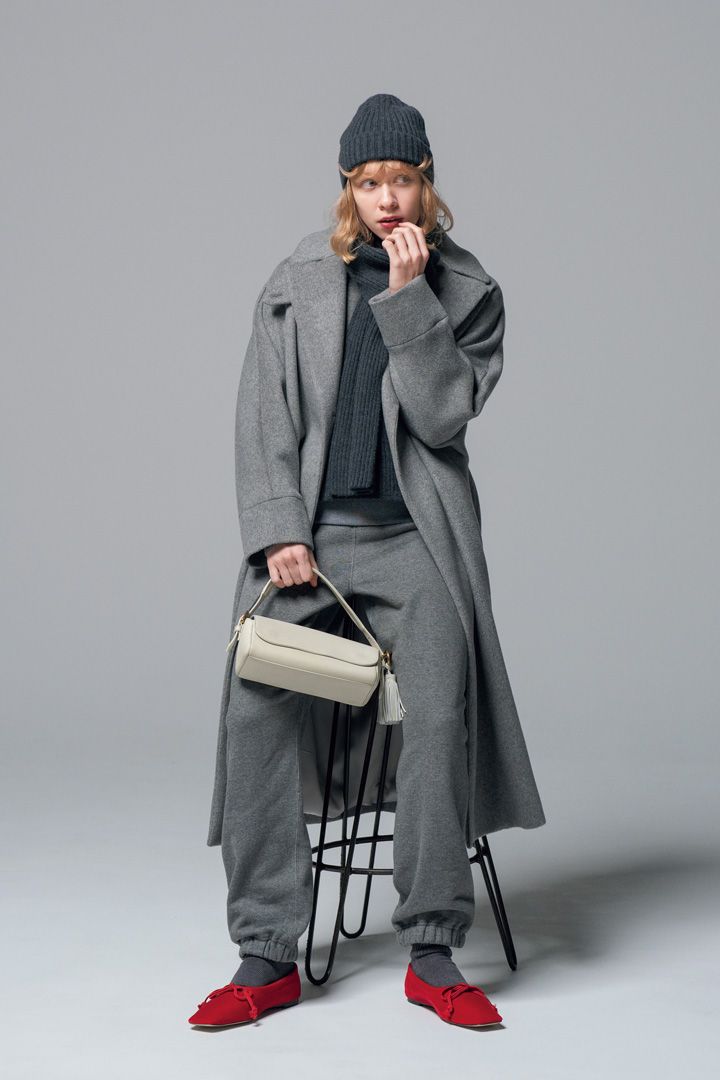 本当にスウェットのセットアップ？おしゃれで上品で楽ちんなコーデ6選