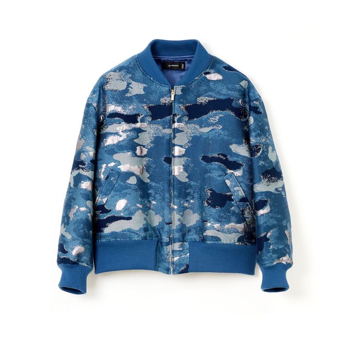 ボンバー ジャケット ¥330,000／HOSOO（HOSOO TOKYO TEL：03-6225-2245）