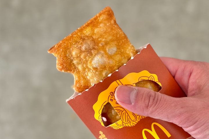 「あと5回は食いたい」「絶対また買う」【マクドナルド】新作パイを実食
