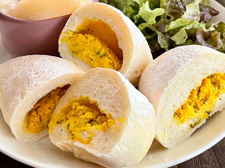 パンプキンクリームチーズの豆乳ヨーグルトパン