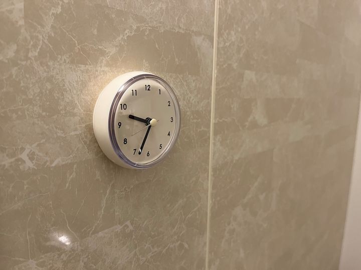 【100均】置き時計を5個買ってみた！ダイソー・セリア・キャン★ドゥの売り場を調査