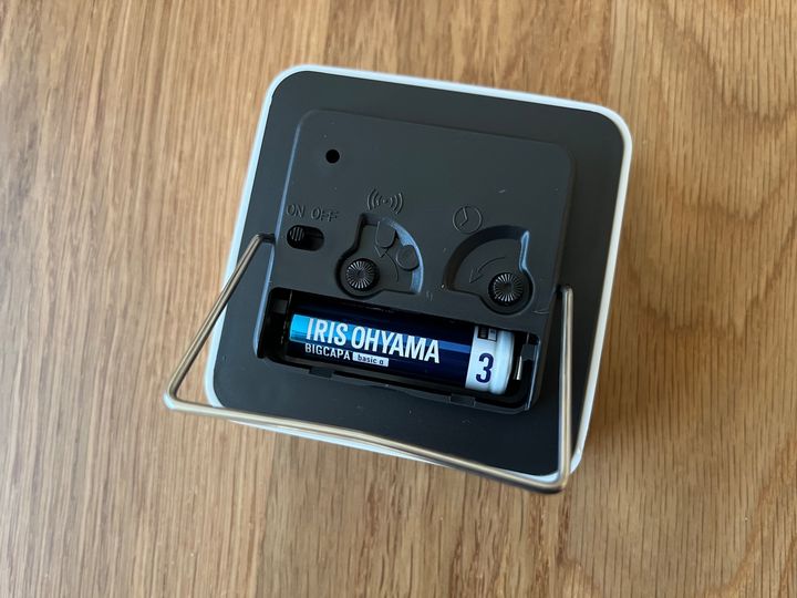 【100均】置き時計を5個買ってみた！ダイソー・セリア・キャン★ドゥの売り場を調査