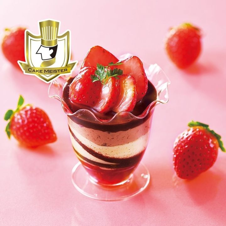 シャトレーゼ 苺のショコラパフェ