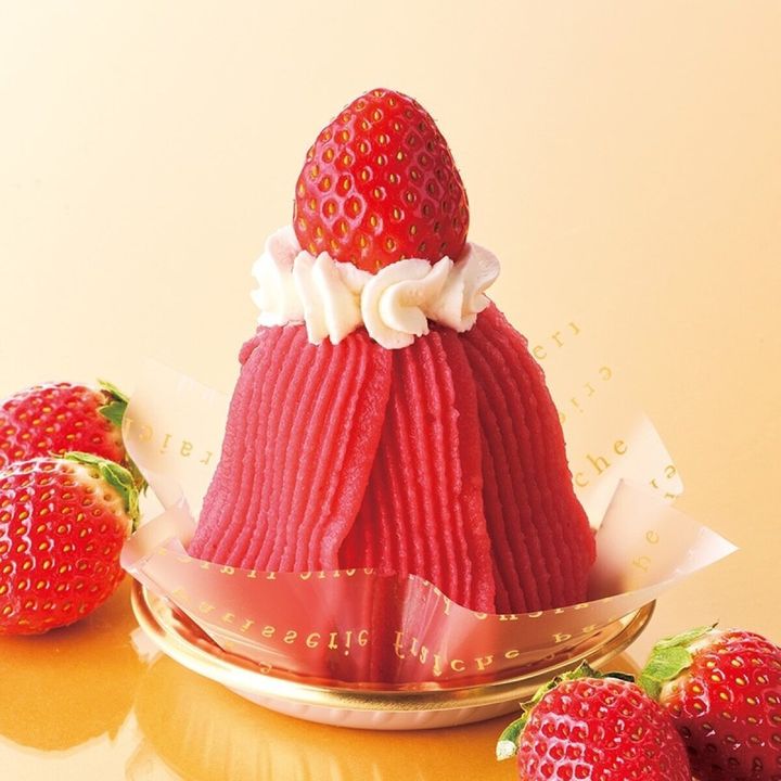 シャトレーゼ 濃い苺のモンブラン