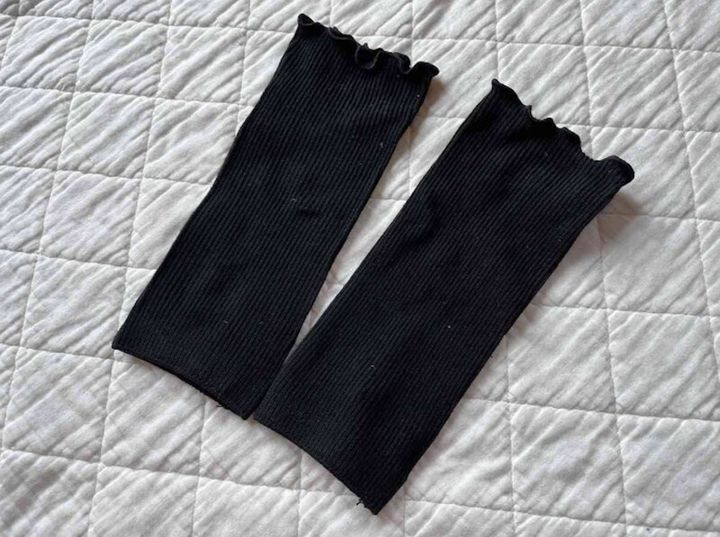 セリア「婦人手首足首ウォーマー 発熱」