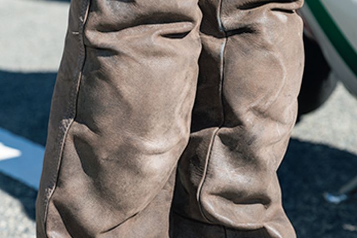 寒暖差を乗り切るレイヤリング！愛車とカラーを揃えたお洒落ライダーたちの冬仕度｜トナリのバイクジン関東