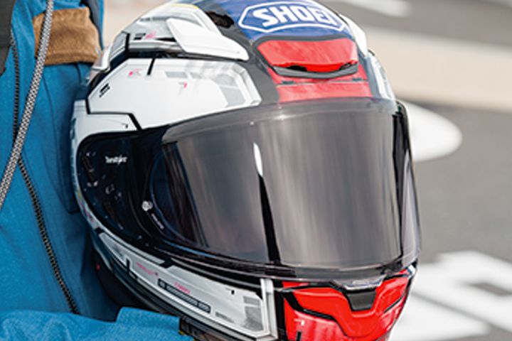 寒暖差を乗り切るレイヤリング！愛車とカラーを揃えたお洒落ライダーたちの冬仕度｜トナリのバイクジン関東