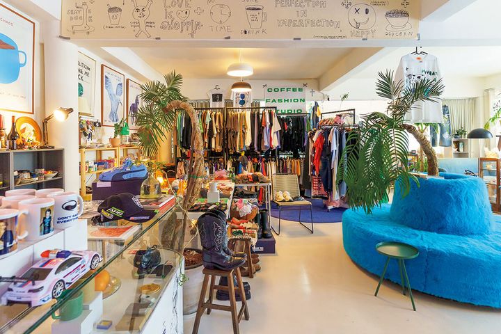 バンコク〈スーパー・ナイス・ランド〉店内