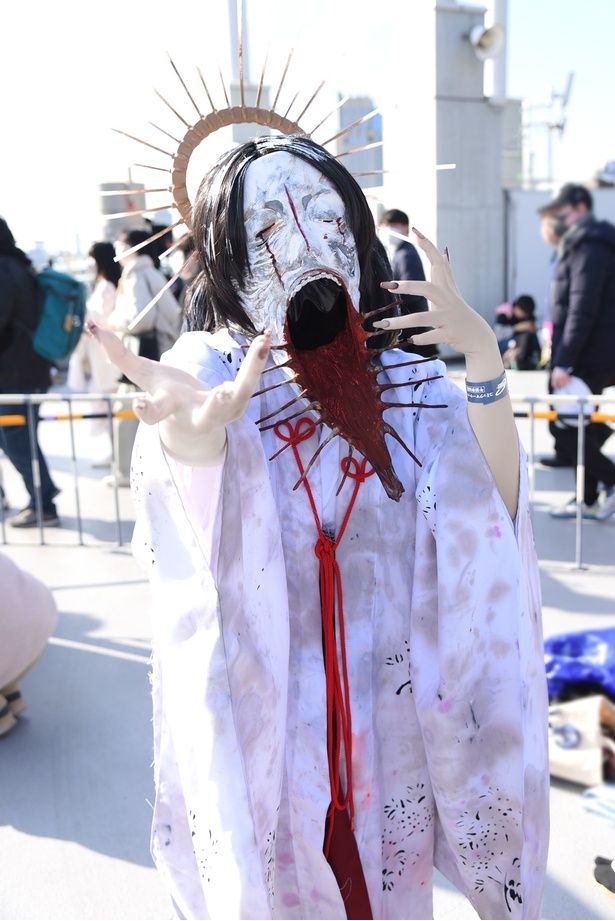 「サイレントヒルf」咲子らしきもの／やえとさん 撮影：ソムタム田井