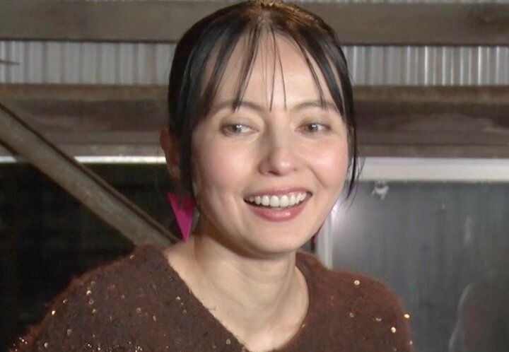 【写真・画像】ベッキー、“ギリ勝ってる”と思う女性タレントを実名告白 1枚目