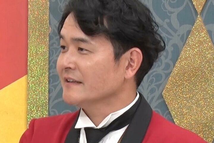 【写真・画像】千鳥ノブ「ちょうどキャバクラ嬢くらい」人気女芸人のモノマネにツッコミ 1枚目