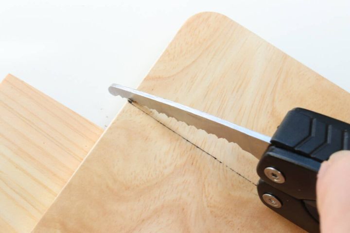 ダイソーのマルチツール（14in1）のミニノコギリ