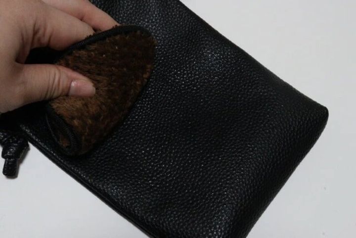 ダイソー パフ（メイク落とし用、エンボスタイプ）