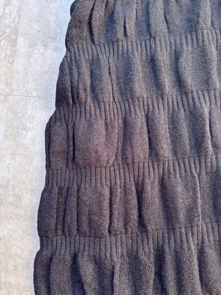 cocaシャーリングニットスカート ブラックの生地感