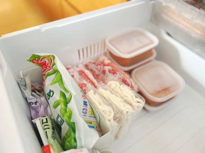 冷凍庫エリアは特に食材を見落としてしまうことがないように重ねずに立てて入れる