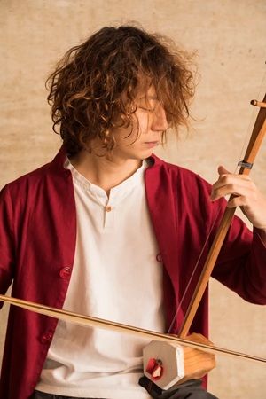 和胡奏者の里地帰さんが音楽プラットフォーム「corom」にデビュー！デビューライブも