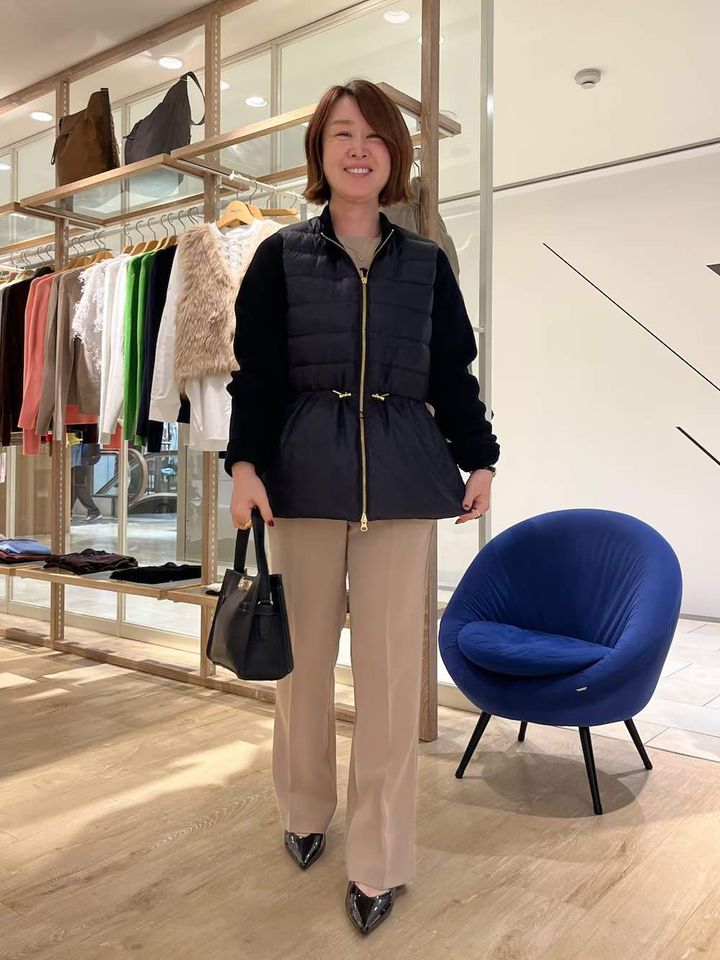 ウエストマーク可能なアウターで脚長効果を