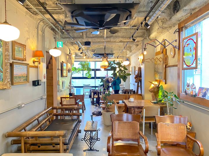 「マーメイドコーヒーロースターズ」2階 1