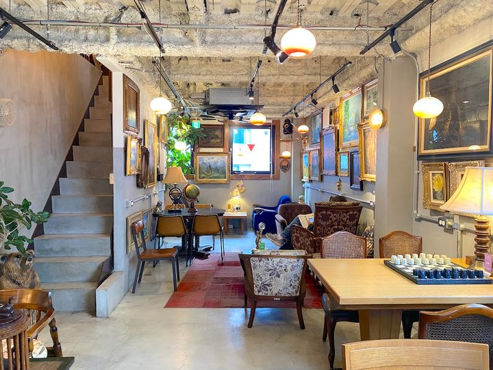 「マーメイドコーヒーロースターズ」3階 1