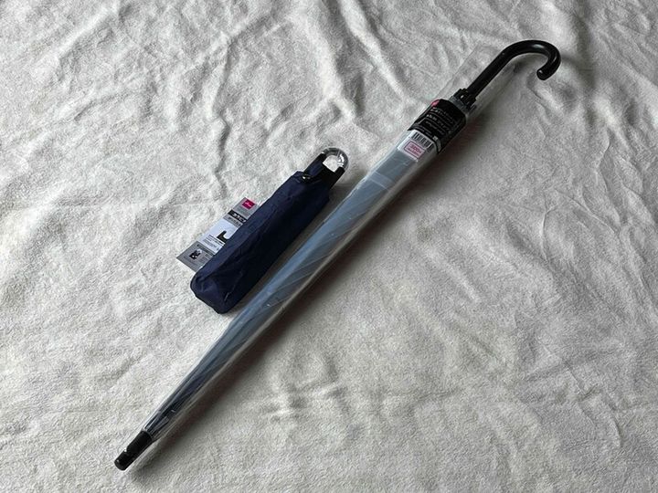 ダイソーの「傘」各種はお手頃で買いやすい価格帯が嬉しい