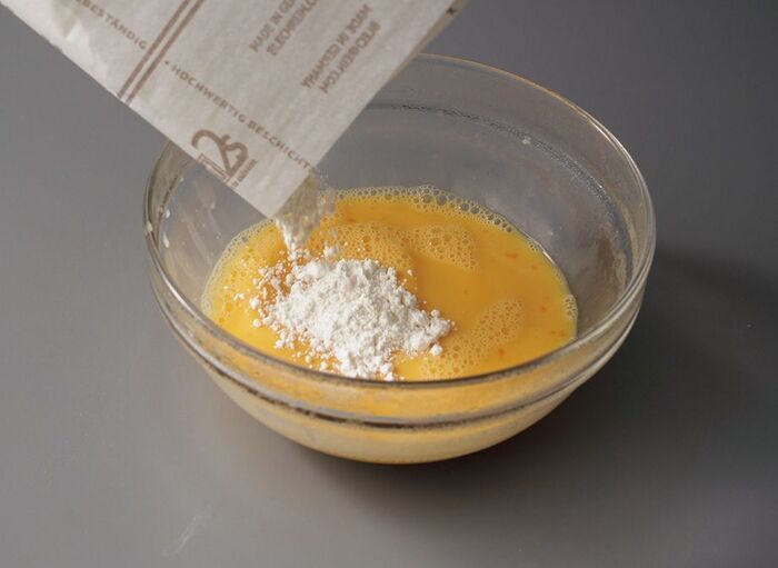 【オイルなし】ふわっふわ！本当に美味しい「プレーンシフォンケーキ」の作り方。卵のコクとホワイトチョコレートのミルキーな味わいです