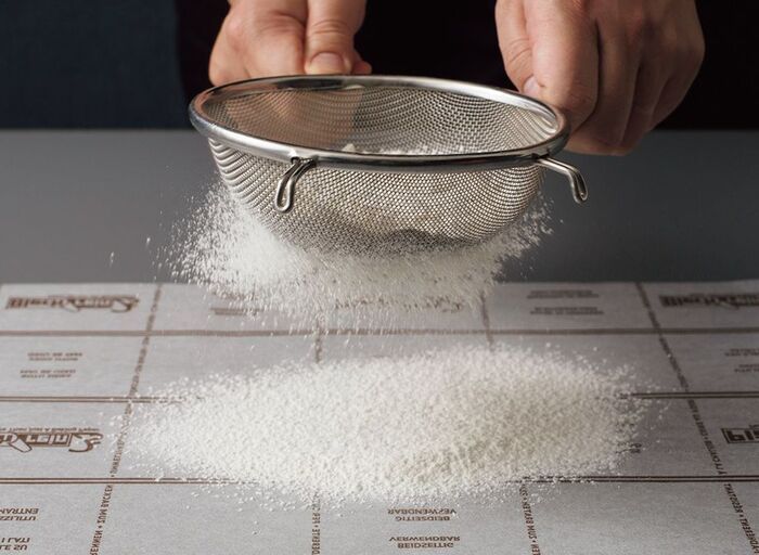 【オイルなし】ふわっふわ！本当に美味しい「プレーンシフォンケーキ」の作り方。卵のコクとホワイトチョコレートのミルキーな味わいです