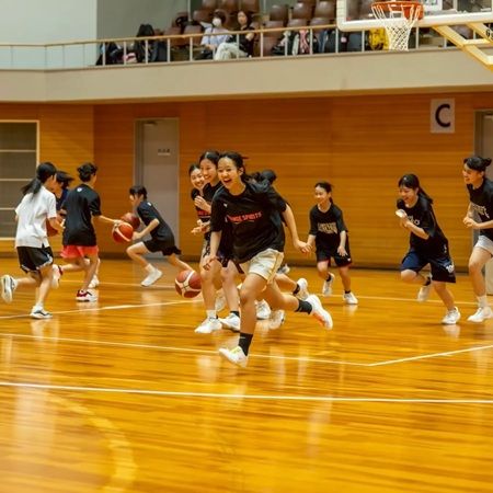 総合保育テックサービスを提供する千が、福知山ユナイテッドとスポンサー契約を締結！