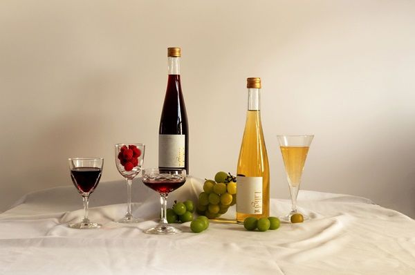 ウォッカ×日本酒ベースの低アルコールリキュール「Lilight Raspberry」発売！