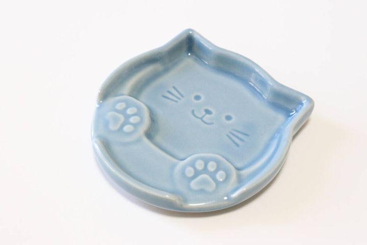 セリアのかわいい箸置きプレート 肉球ねこ