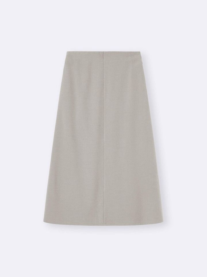 2026gu女性おすすめブラッシュドフレアスカート