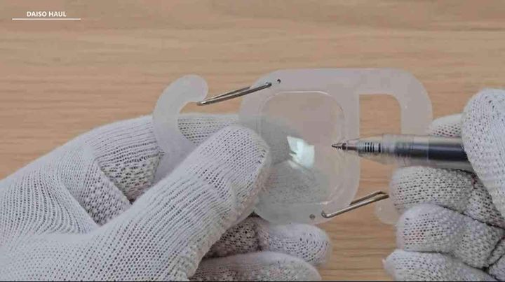 ダイソー┃カラビナフォトフォルダー