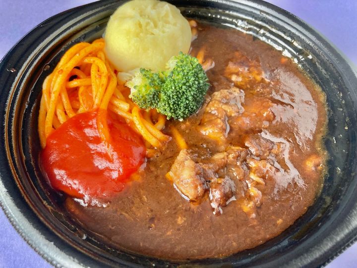 「ウマすぎて毎日食べれる！」「みんな食べてほしい！」【セブン】あの人気番組で登場したビーフシチュー