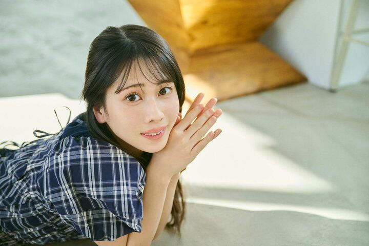 【写真・画像】「女の子らしさを素直に出している感じがすごく好き」声優・野中ここなが初写真集で見せた“あざとさマックス”な衣装とは？ 6枚目