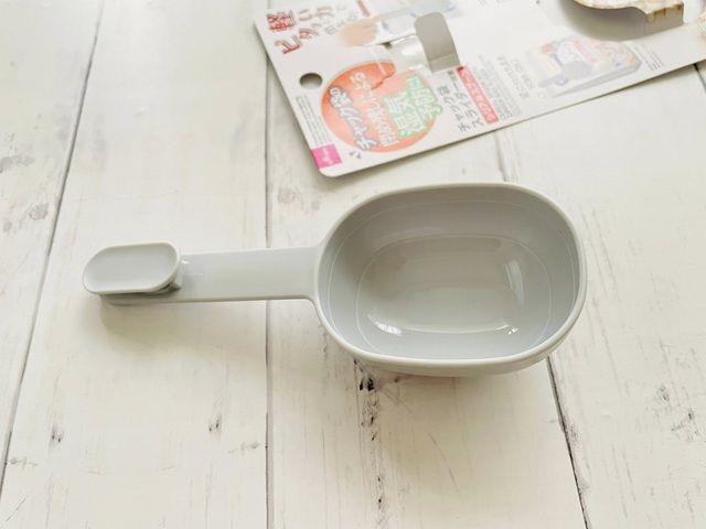 ダイソー シリアルスプーン（チャック袋スライダー付）