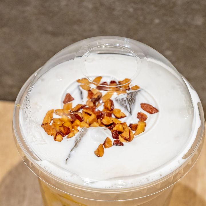 ハニーナッツウーロン ミルクティー（ICED）2