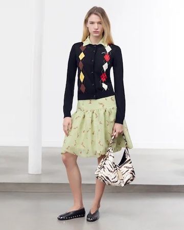 「GANNI」がPRE-FALL 2026コレクション発表。夏の終わりに漂う静かな美しさから着想