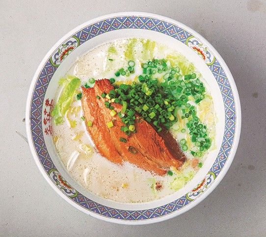 大衆中華ホサナ ガウラーメン850円