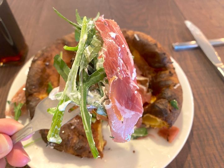 「i2 tomigaya」生ハムとブッラータチーズ2