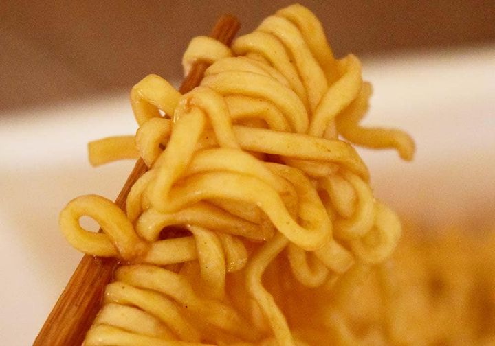 魚介の香りは感じられるものの、コクはひかえめで、全体的なインパクトもひかえめ