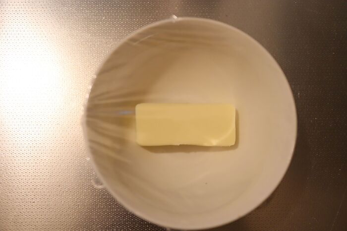 まさかの裏ワザ！無塩バターはわざわざ買わなくても有塩バターから作れる☆【やってみた】
