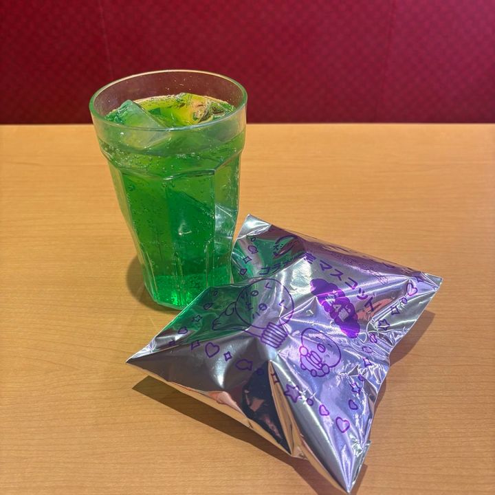 チェゴシムコラボ限定マスコット付き ソフトドリンク