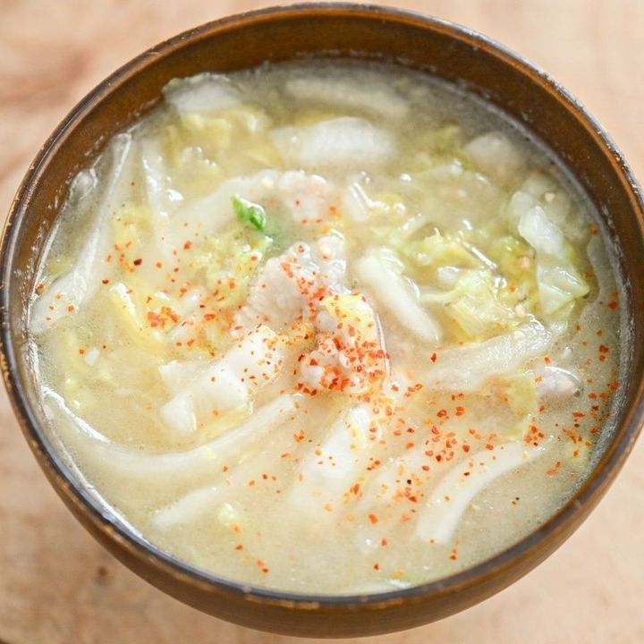 少ない材料でもおいしい！白菜豚汁のレシピ