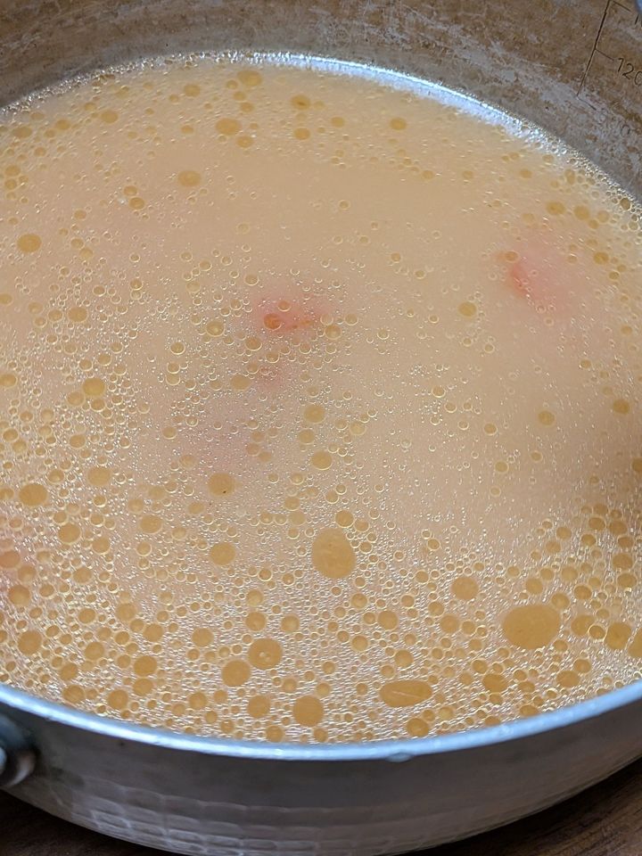 1.鍋に◯を入れ、よく混ぜ合わせる