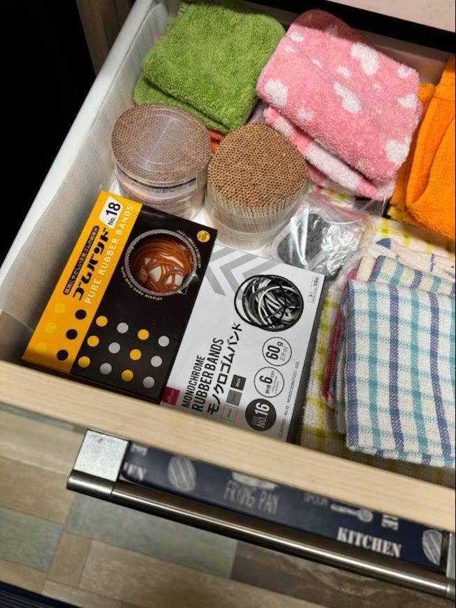 【ダイソー】一箱に3色入っている！おしゃれな日用品