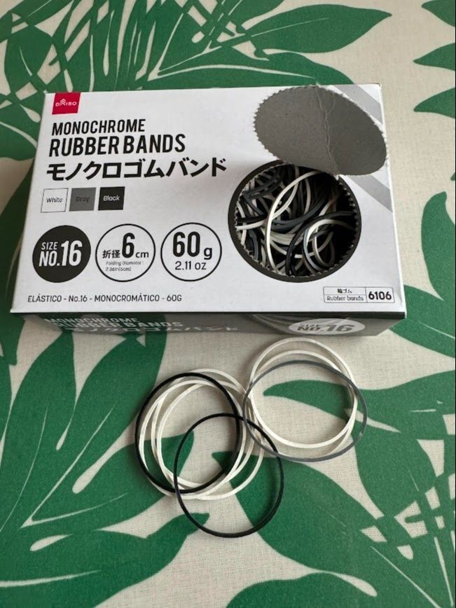 【ダイソー】一箱に3色入っている！おしゃれな日用品